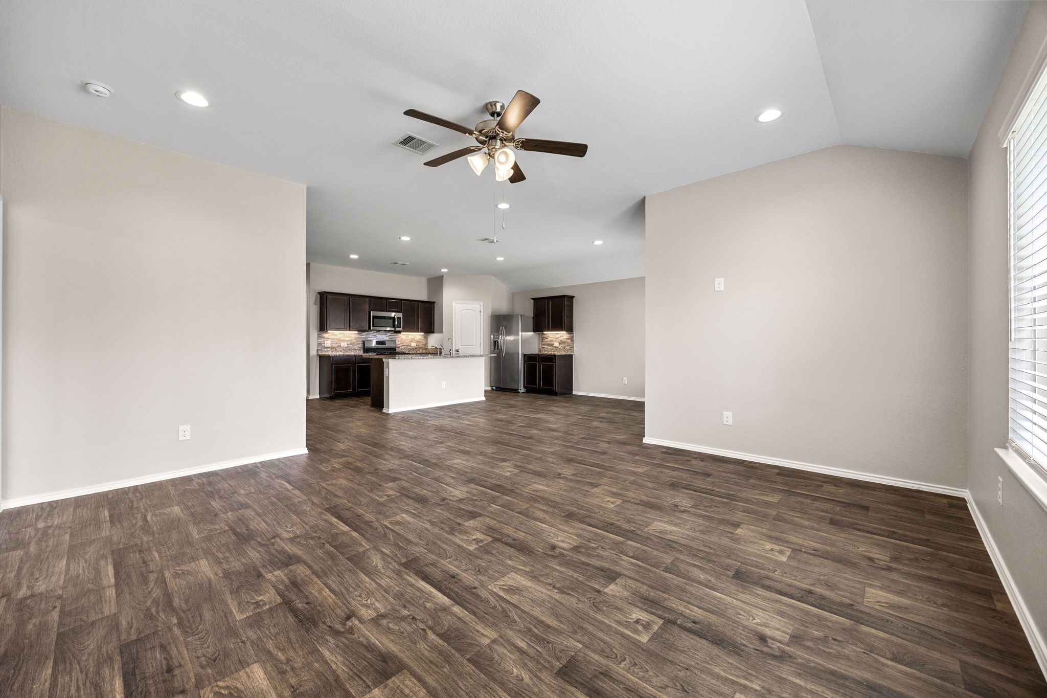 2403 Sutton Hollow Court Spring, TX 77373 - Photo 8 of 24 Spacious living room