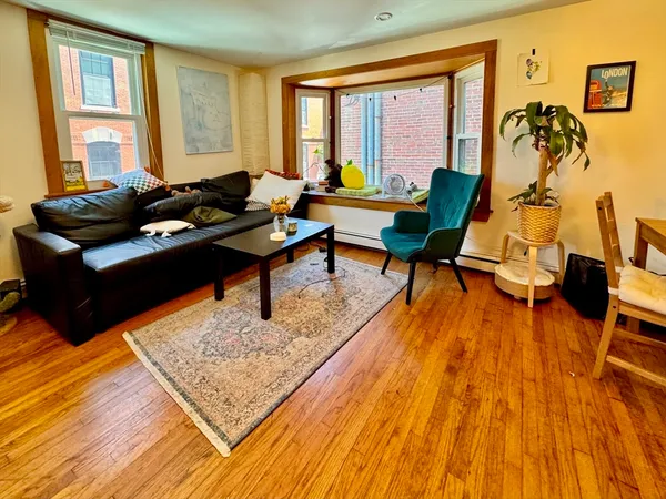 $5,150 | 2 Inman Place, Unit 2, Cambridge, MA 02139