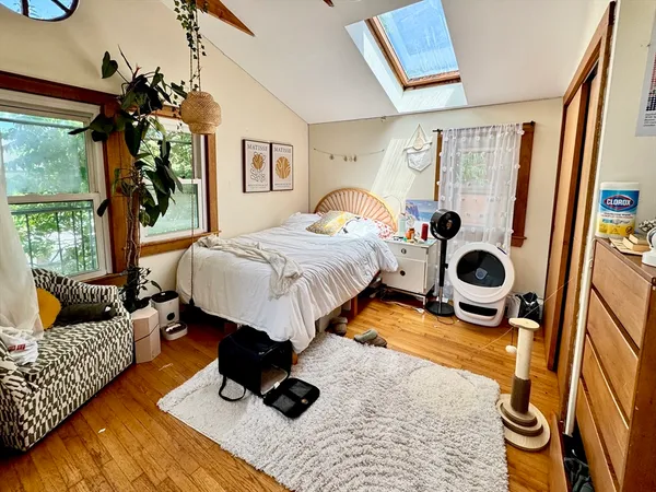 $5,150 | 2 Inman Place, Unit 2, Cambridge, MA 02139