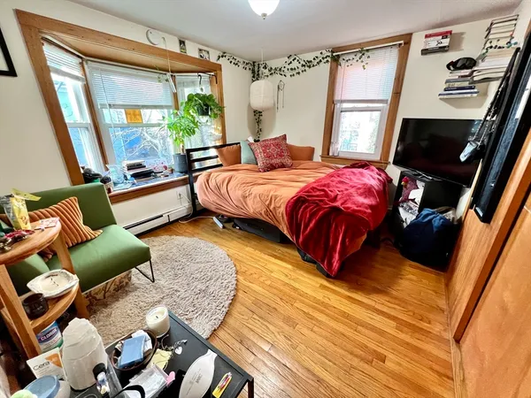 $5,150 | 2 Inman Place, Unit 2, Cambridge, MA 02139