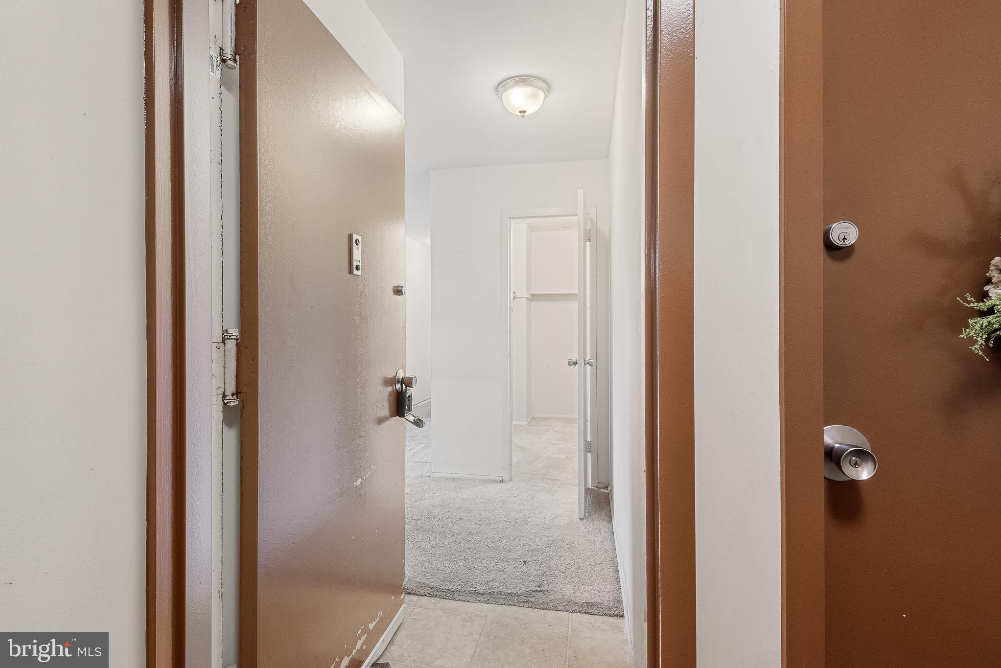 1111 University Boulevard West, Unit 805A Silver Spring, MD 20902 - Photo 5 of 33 a view of bathroom