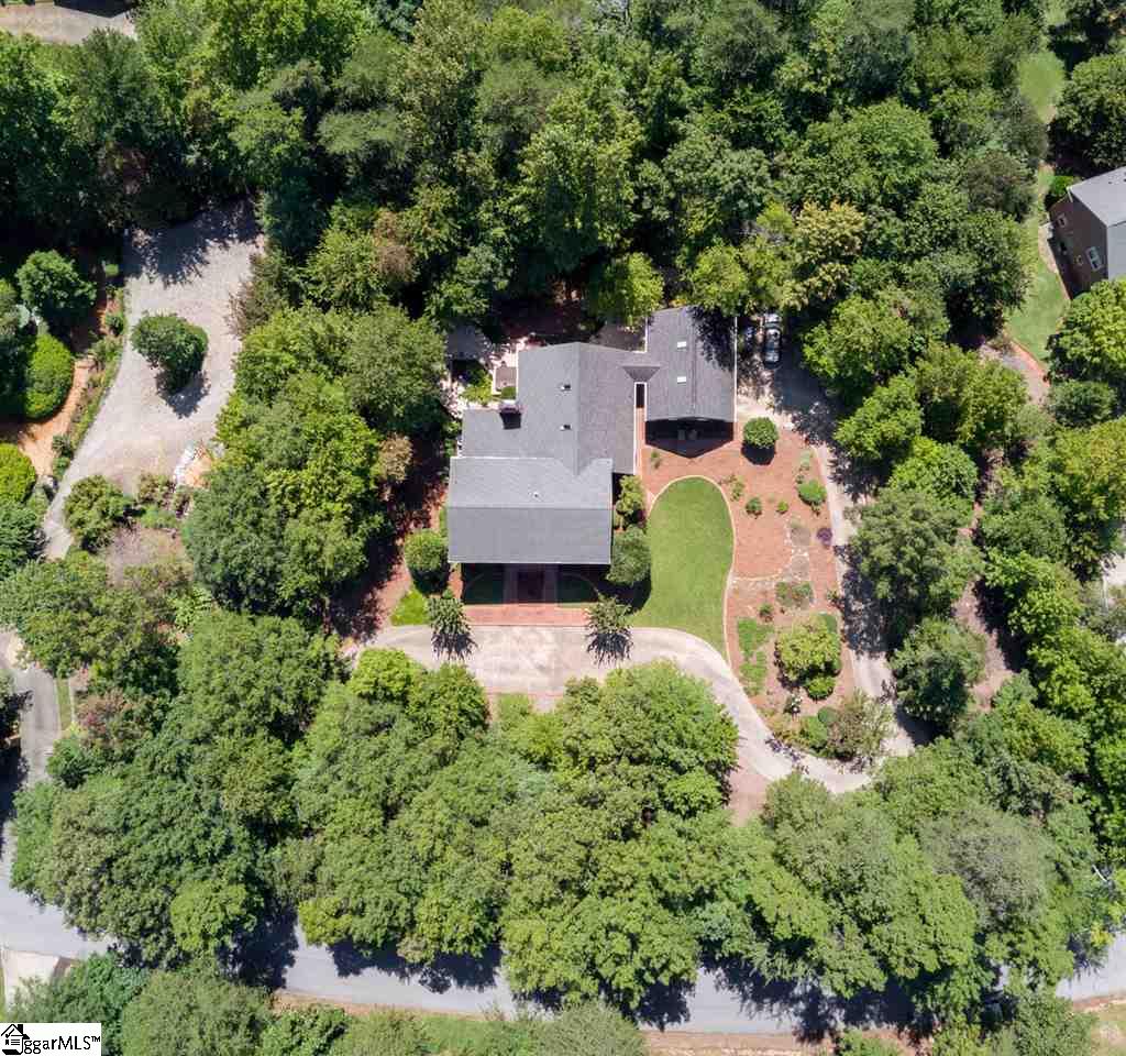 504 Huntington Road Greenville, SC 29615 - Photo 2 of 36