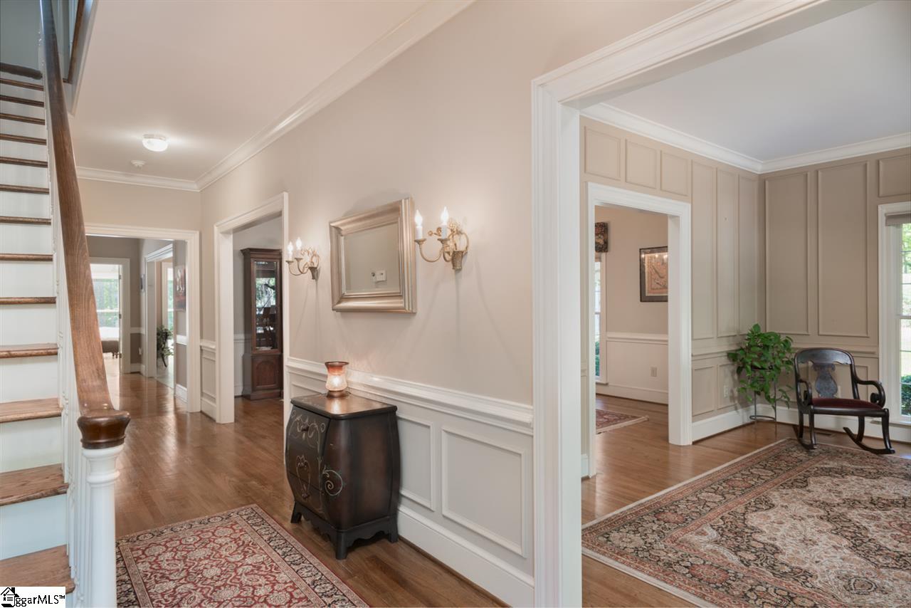 504 Huntington Road Greenville, SC 29615 - Photo 5 of 36
