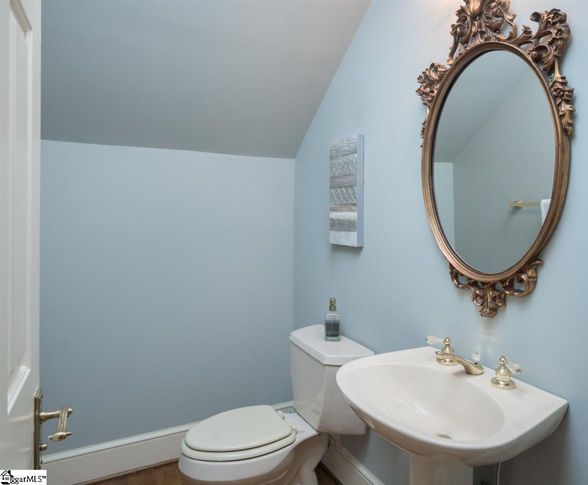 504 Huntington Road Greenville, SC 29615 - Photo 6 of 36