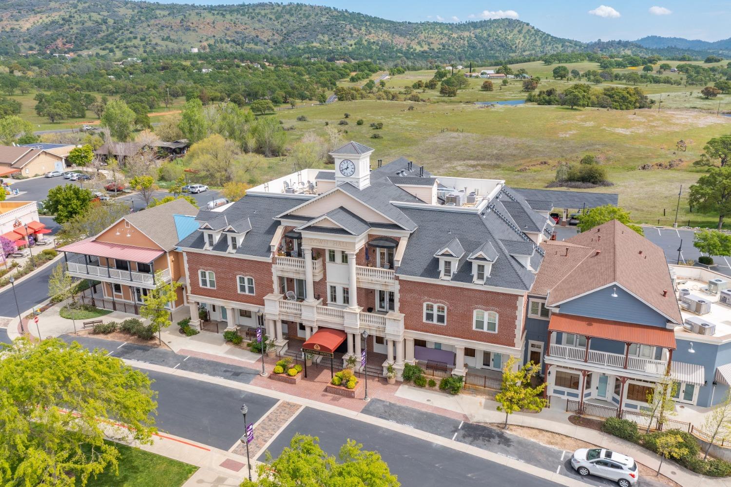 835 Foothill Road Copperopolis, CA 95228 - Photo 18 of 20 a view of city with lake