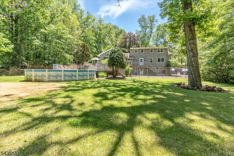 18 Stiles Road Warren, NJ 07059 - Photo 25 of 36