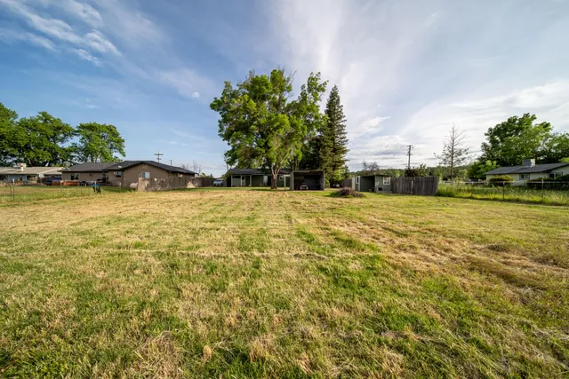 $325,000 | 21702 Lone Tree Road, Anderson, CA 96007