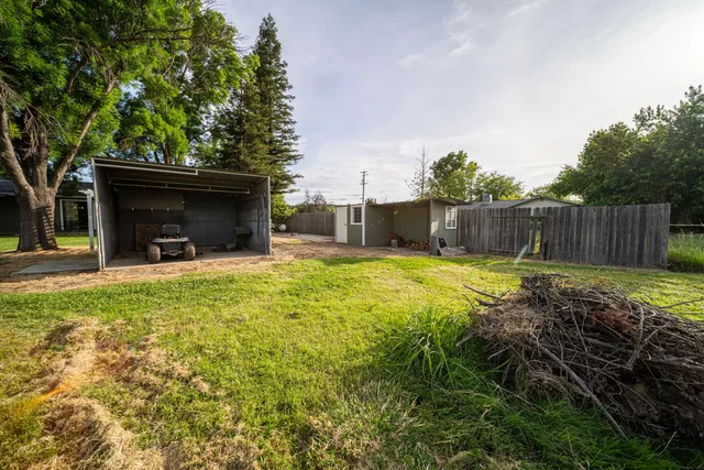 $325,000 | 21702 Lone Tree Road, Anderson, CA 96007