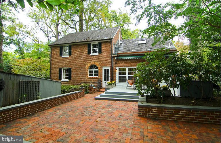 5606 Midwood Road Bethesda, MD 20814 - Photo 15 of 23 Exterior (Rear)
