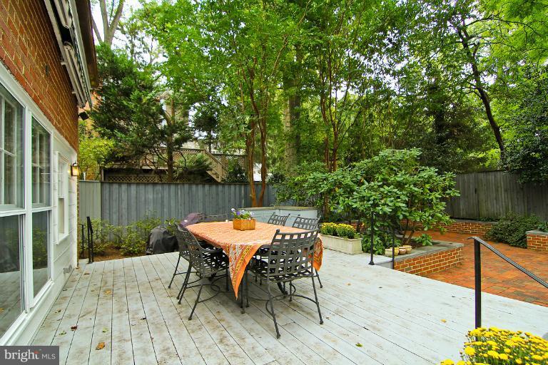 5606 Midwood Road Bethesda, MD 20814 - Photo 22 of 23 Exterior (Rear)