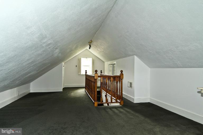 5606 Midwood Road Bethesda, MD 20814 - Photo 4 of 23 Bedroom