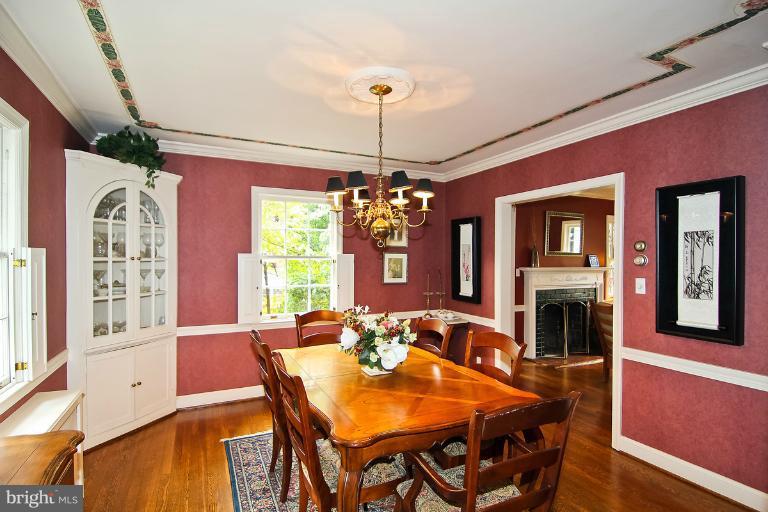 5606 Midwood Road Bethesda, MD 20814 - Photo 10 of 23 Dining Room