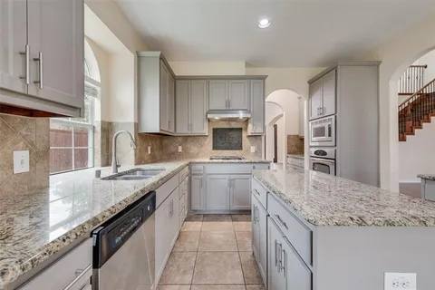 $649,999 | 623 Lone Ridge Way, Murphy, TX 75094