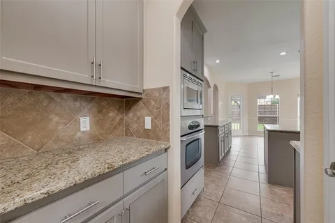 $649,999 | 623 Lone Ridge Way, Murphy, TX 75094