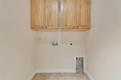 $649,999 | 623 Lone Ridge Way, Murphy, TX 75094