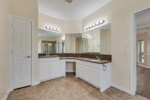 $649,999 | 623 Lone Ridge Way, Murphy, TX 75094