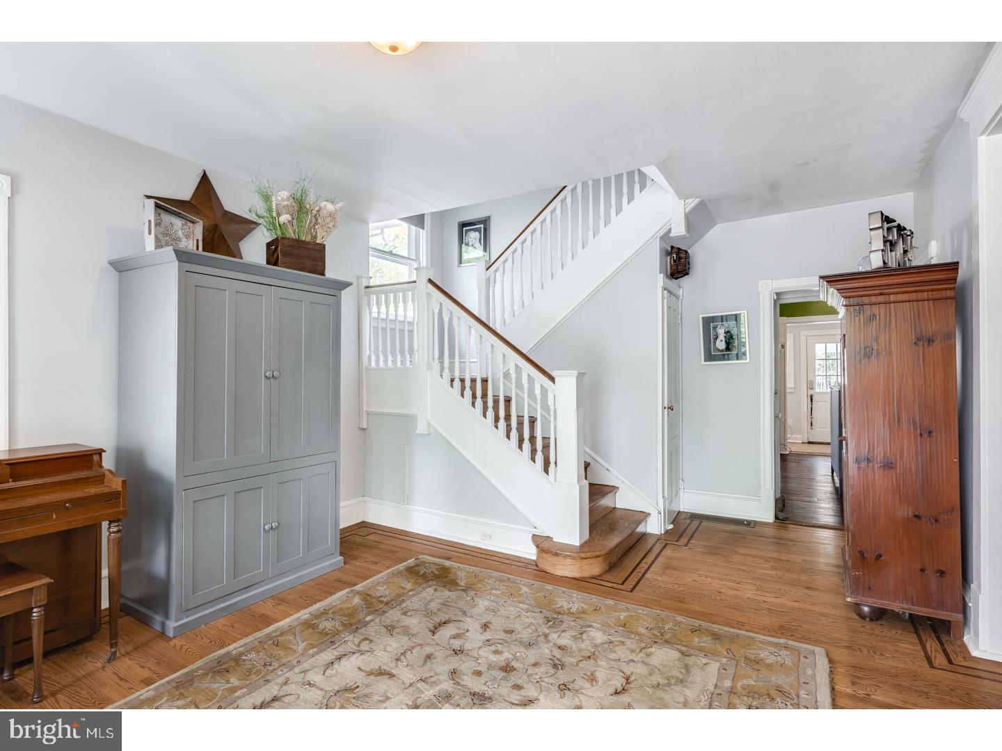 109 Warwick Road Haddonfield, NJ 08033 - Photo 5 of 23 Foyer