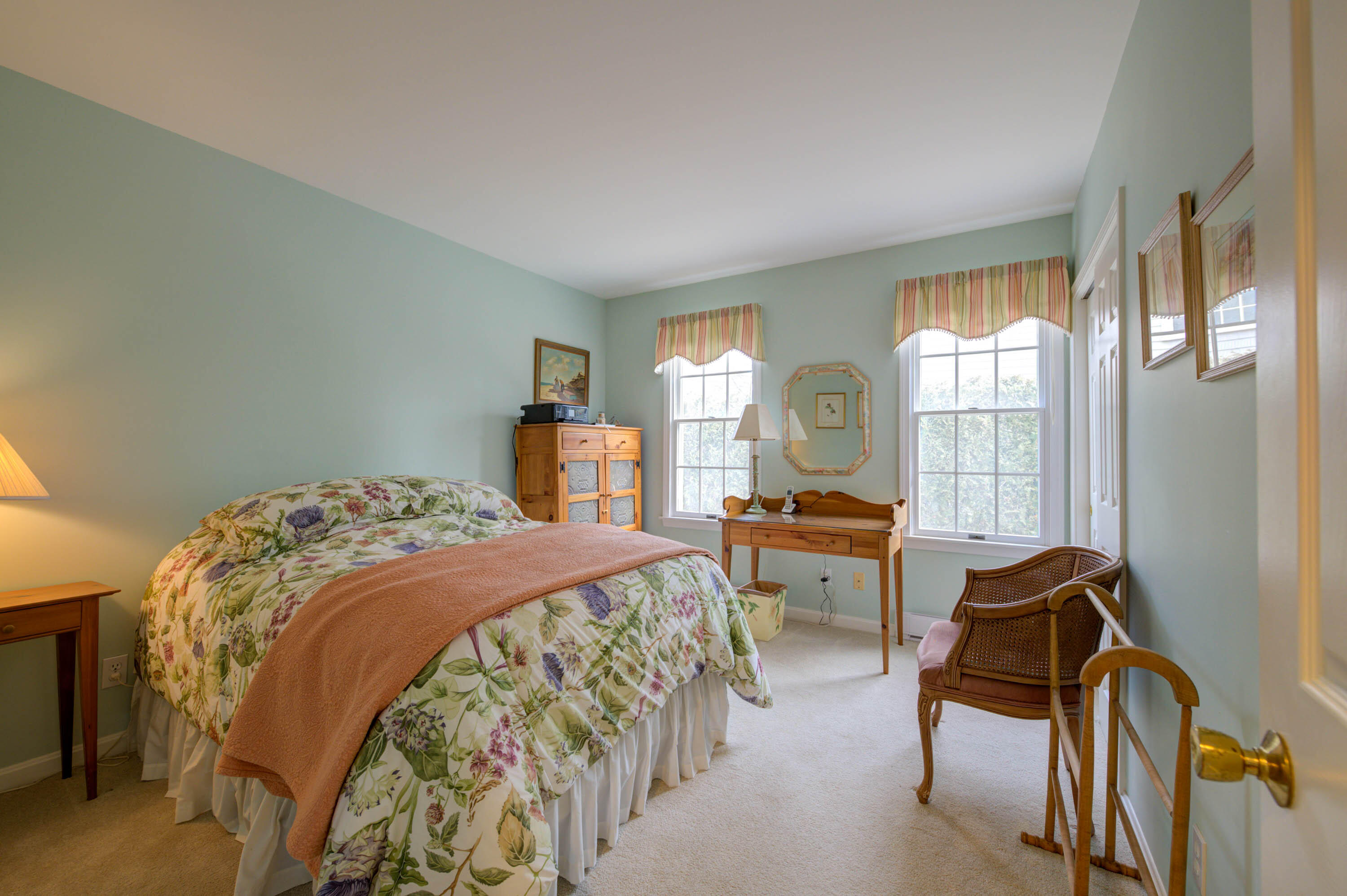 327 Shore Road, Unit 2 Ogunquit, ME 03907 - Photo 9 of 18 pic-13