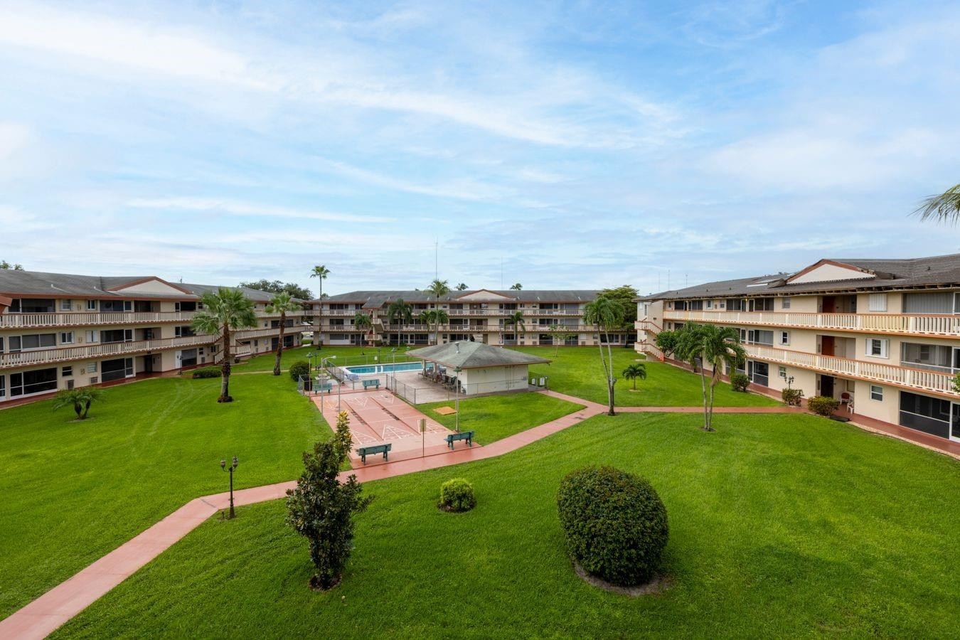 5300 Washington Street, Unit D206 Hollywood, FL 33021 - Photo 29 of 31 Photo 29