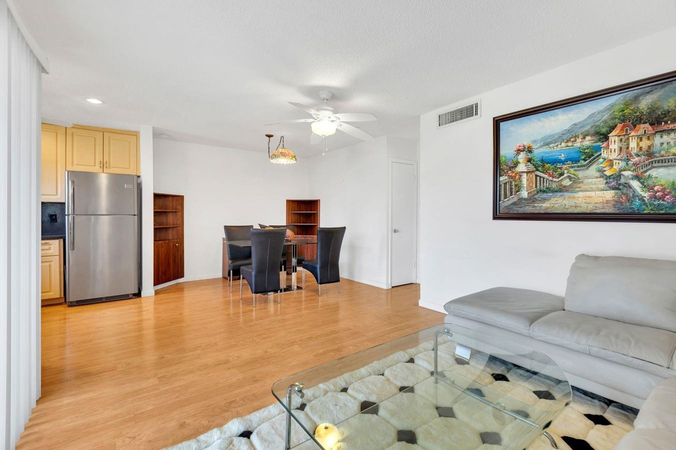 5300 Washington Street, Unit D206 Hollywood, FL 33021 - Photo 8 of 31 Photo 8