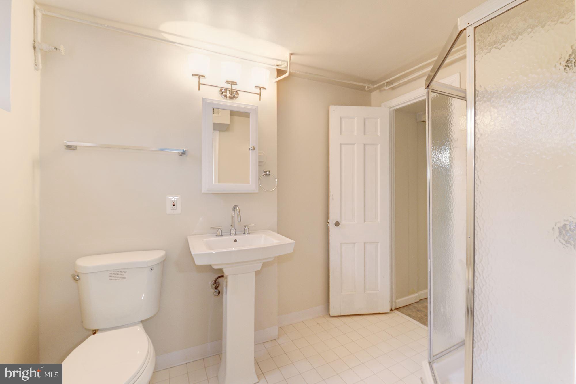 1534 Roxanna Road Northwest Washington, DC 20012 - Photo 22 of 30 Bedroom (Master)
