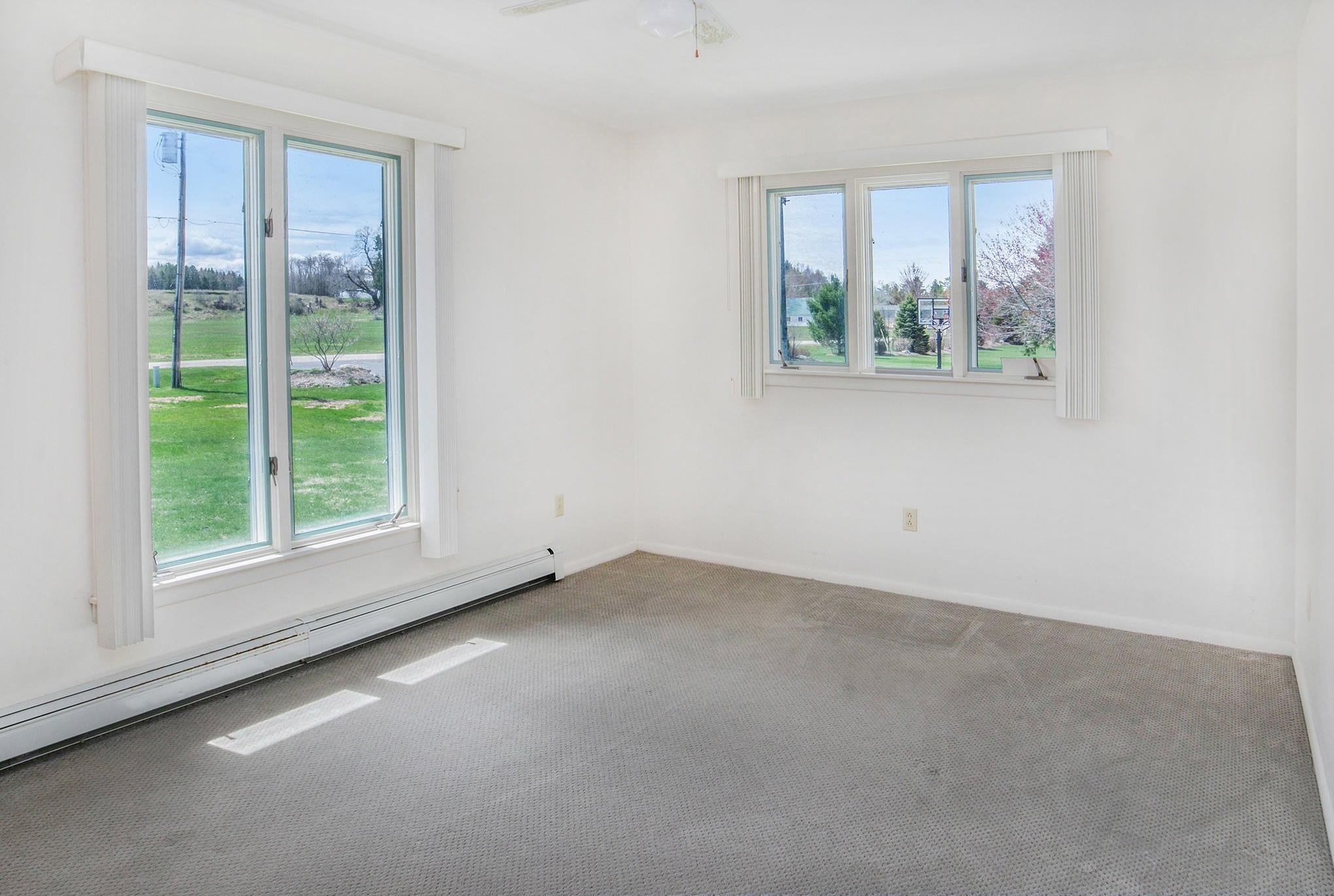 1069 Needle Pointe Drive Cheboygan, MI 49721 - Photo 10 of 24 Gallery Image 10