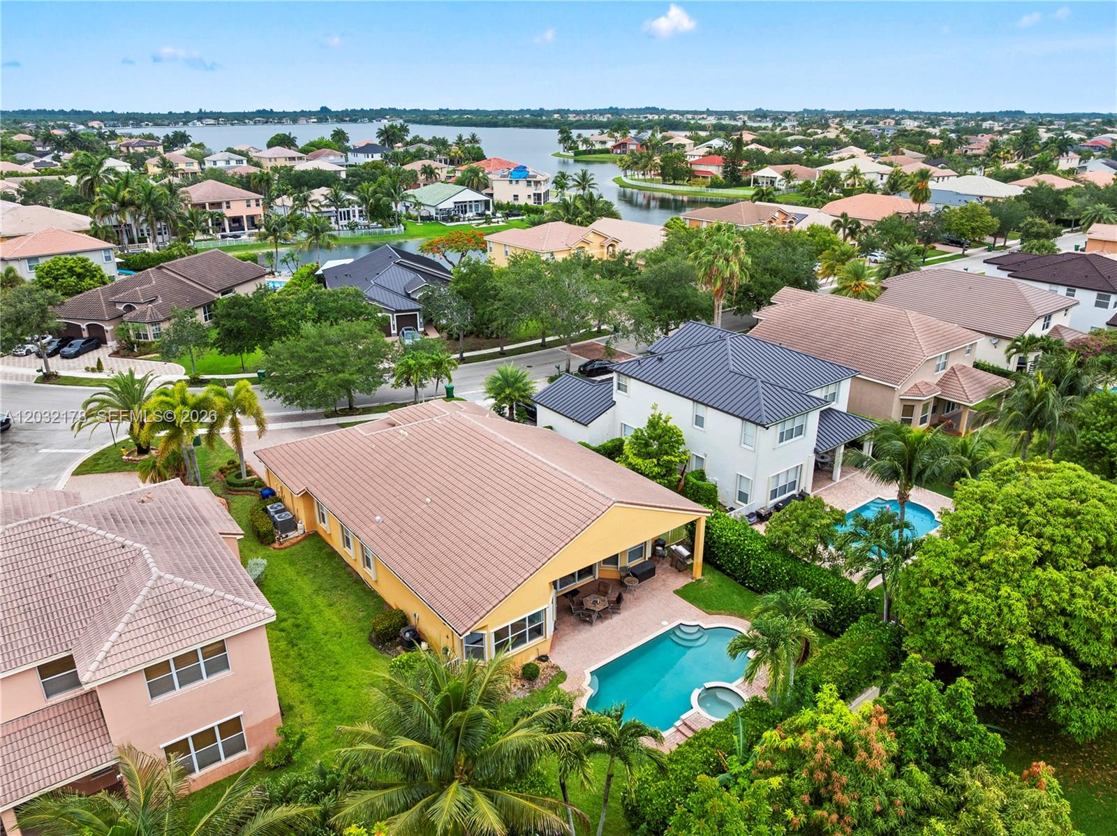 5431 Southwest 184th Way Miramar, FL 33029 - Photo 4 of 56