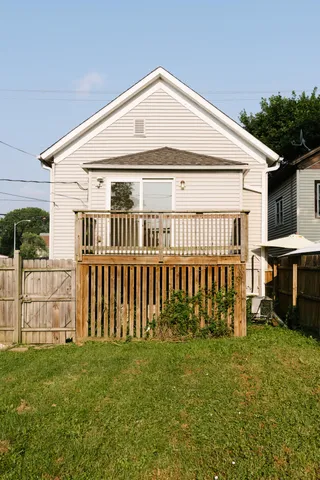 $237,500 | 1748 South 4th Street, Milwaukee, WI 53204