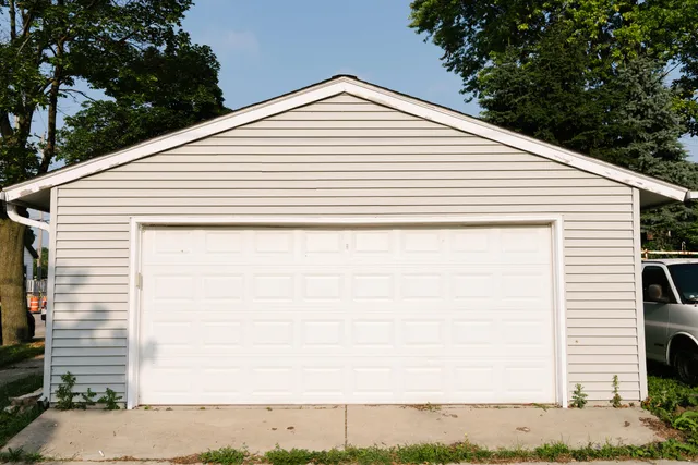 $237,500 | 1748 South 4th Street, Milwaukee, WI 53204