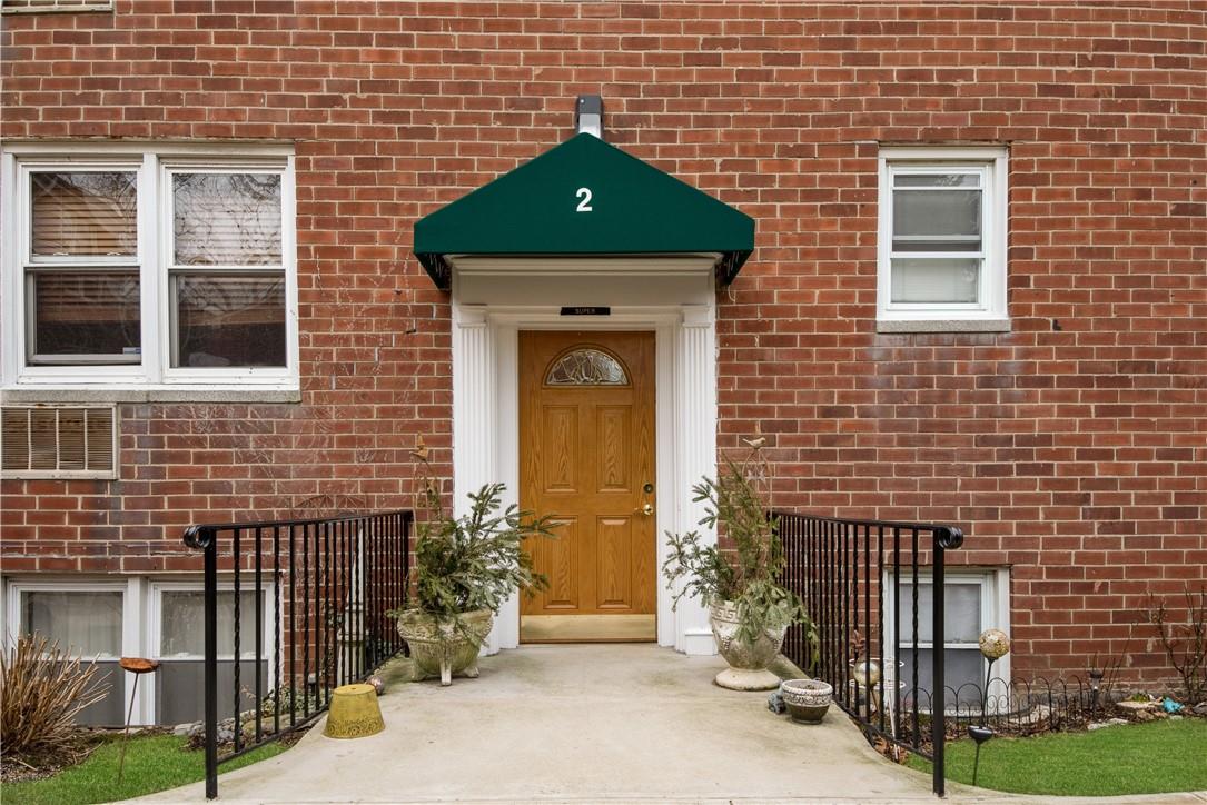 643 Pelham Road, Unit 2A New Rochelle, NY 10805 - Photo 1 of 1 Front Entrance
