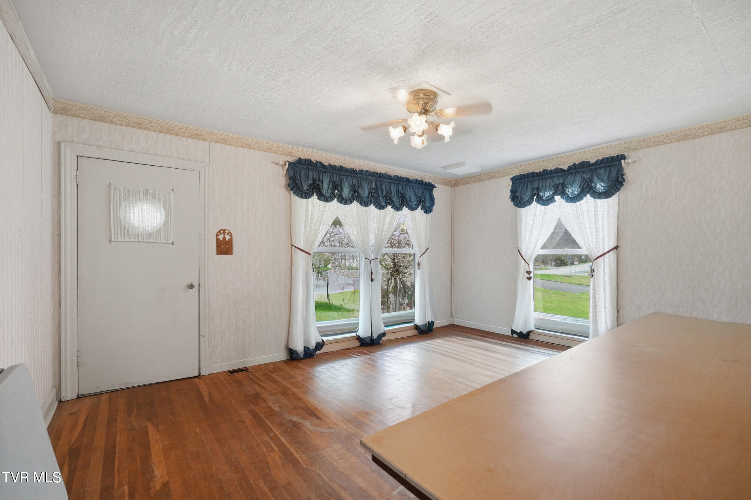 1333 Dante Road St. Paul, VA 24283 - Photo 12 of 32 12_138 birch ln-29