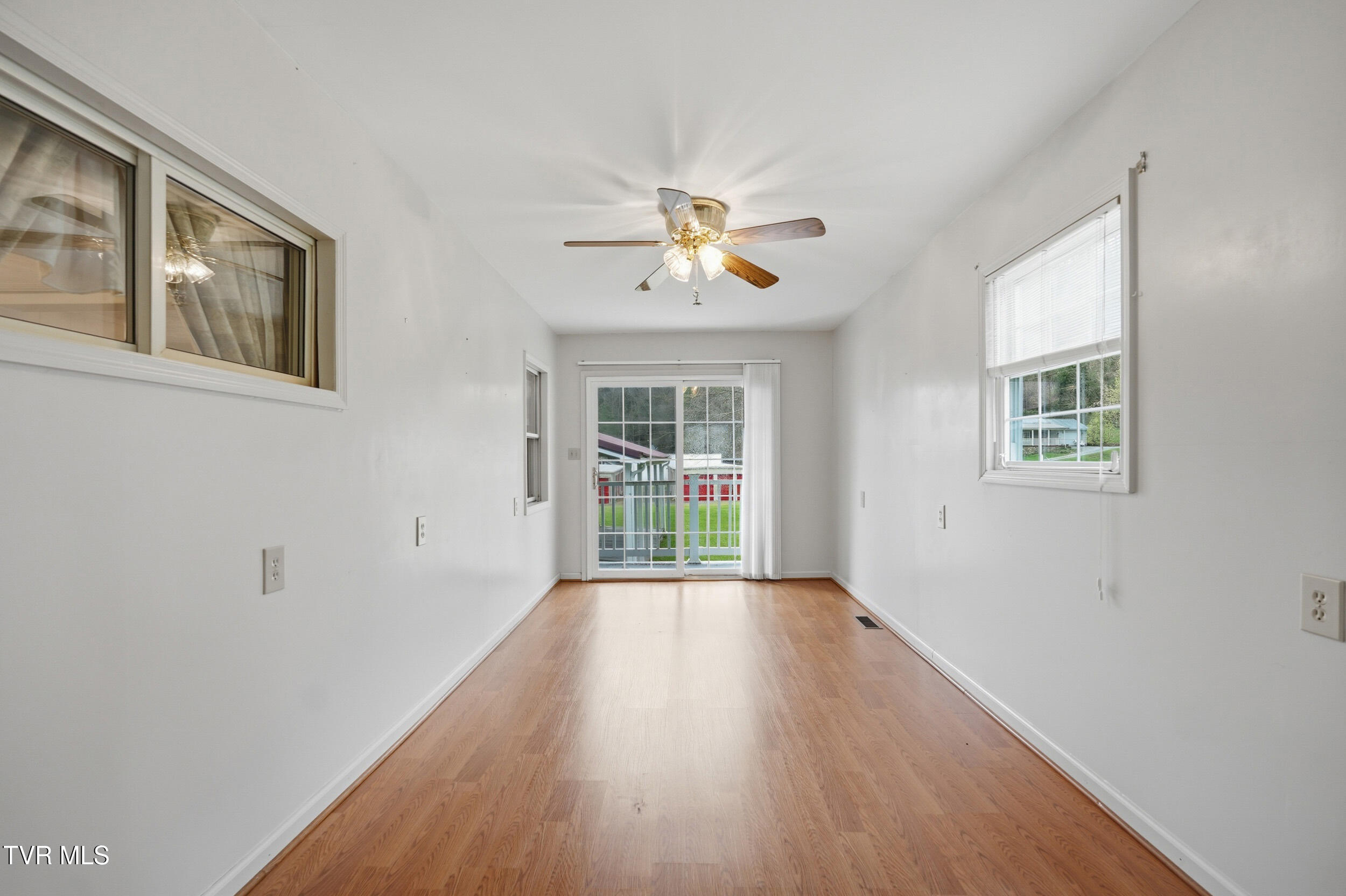 1333 Dante Road St. Paul, VA 24283 - Photo 9 of 32 9_138 birch ln-13