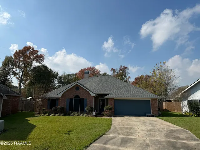$299,999 | 104 Cottage Court, Lafayette, LA 70503