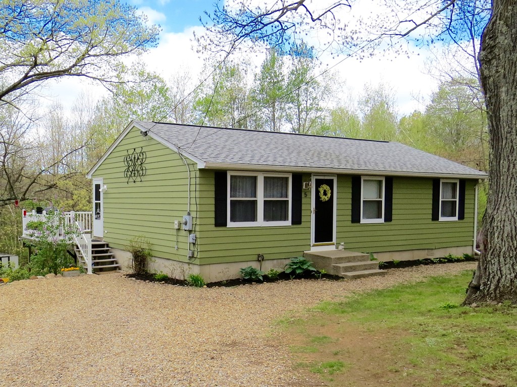 5 Devils Lane Brimfield, MA 01010 - Photo 1 of 21 Gallery Image 1