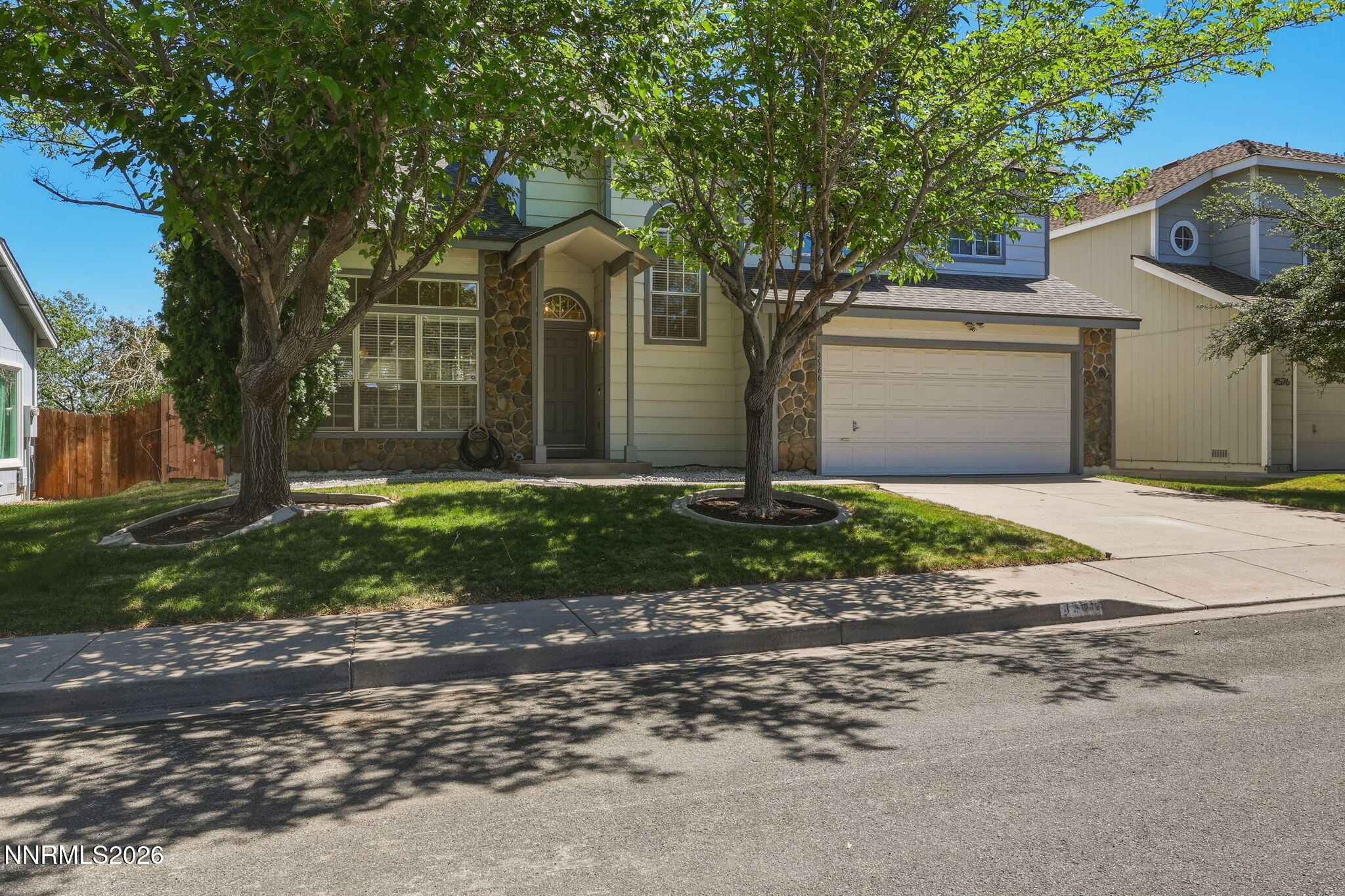 4566 Canyon Ridge Lane Reno, NV 89523 - Photo 2 of 60 7-web-or-mls-IMG_2313_autoremove_4384982