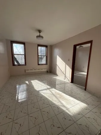 $1,900 | 104 Westover Place, Unit 201, West New York, NJ 07093