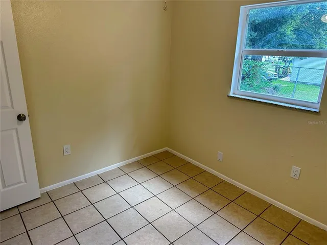 $1,350 | 39346 Rusbe Drive, Zephyrhills, FL 33540