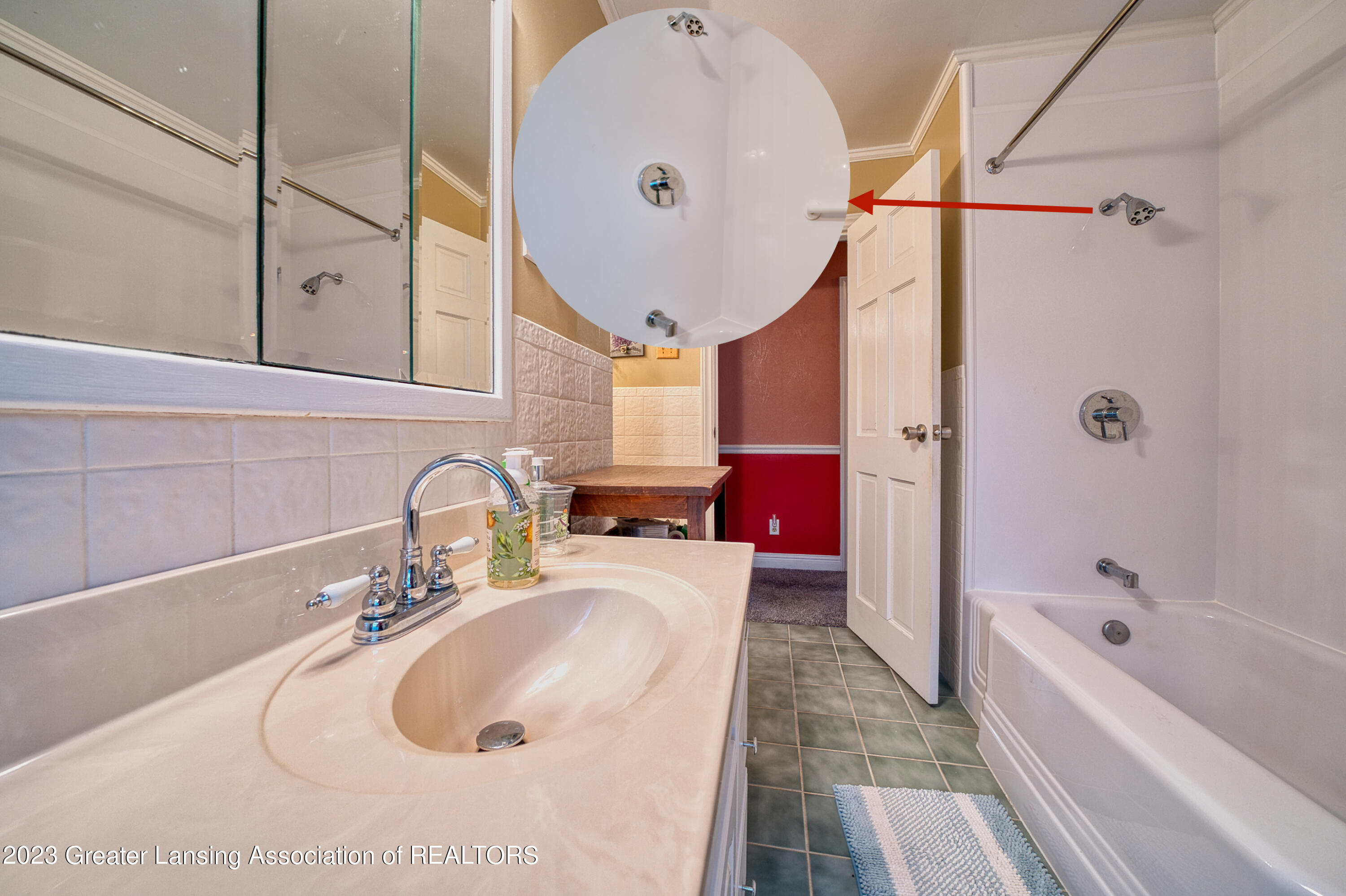 4405 Old Lansing Road Lansing, MI 48917 - Photo 29 of 42 Bathroom