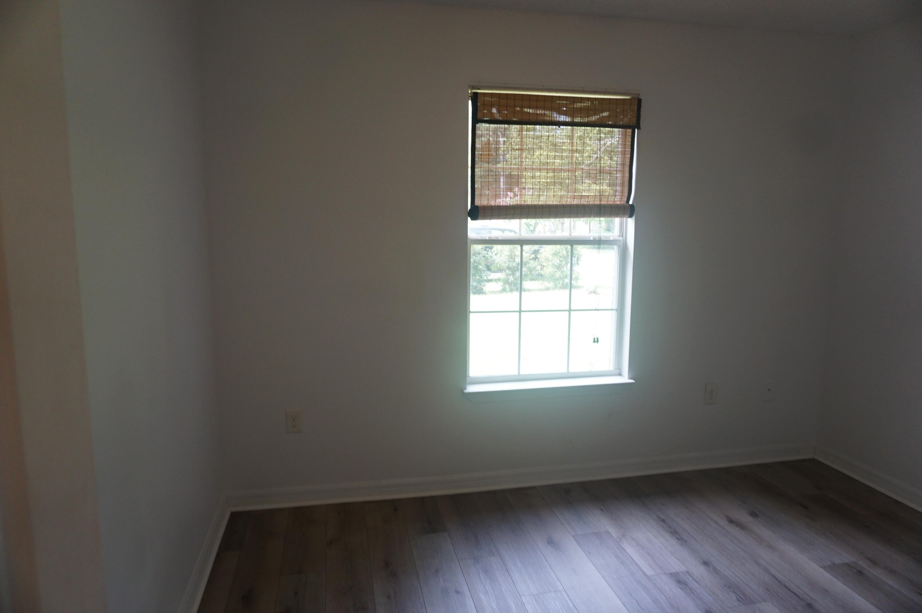 305 Hudson Drive Crestview, FL 32539 - Photo 11 of 16 an empty room with a window