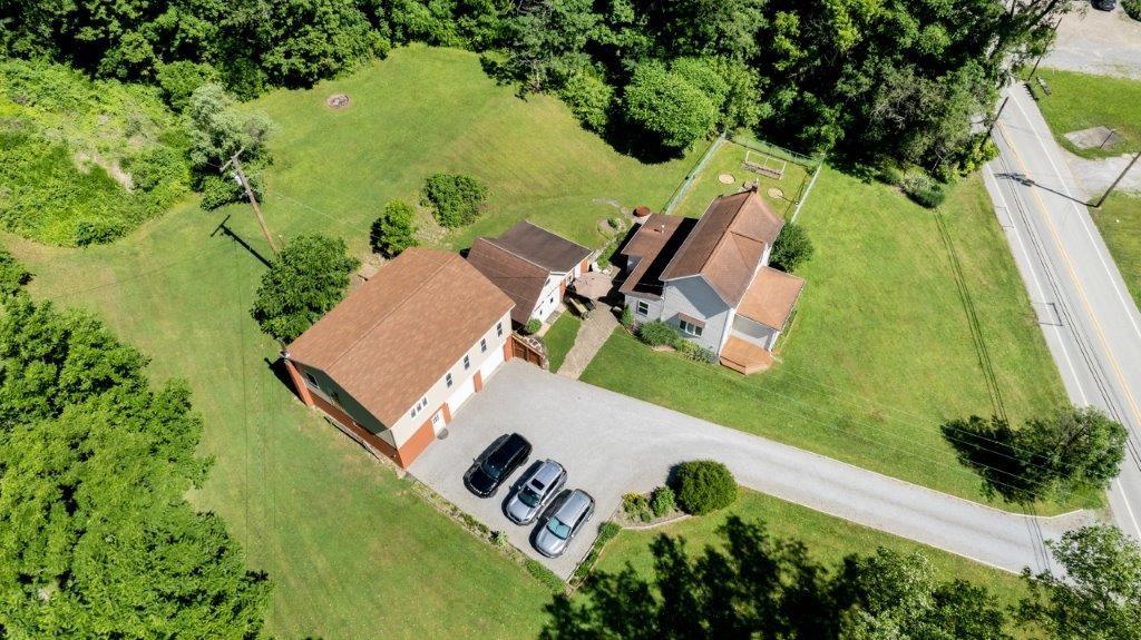 5709 Bull Creek Road Tarentum, PA 15084 - Photo 4 of 24 Gallery Image 4