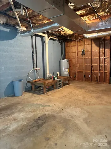 a view of a indoor garage