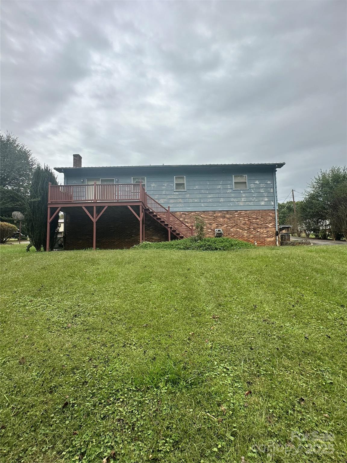 5079 Archdale Drive Conover, NC 28613 - Photo 29 of 30 a view of a garden