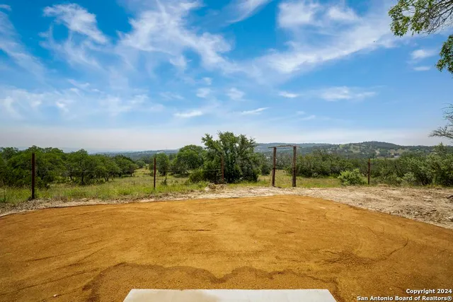 $3,900 | 111 Stony Hills Road, Center Point, TX 78010