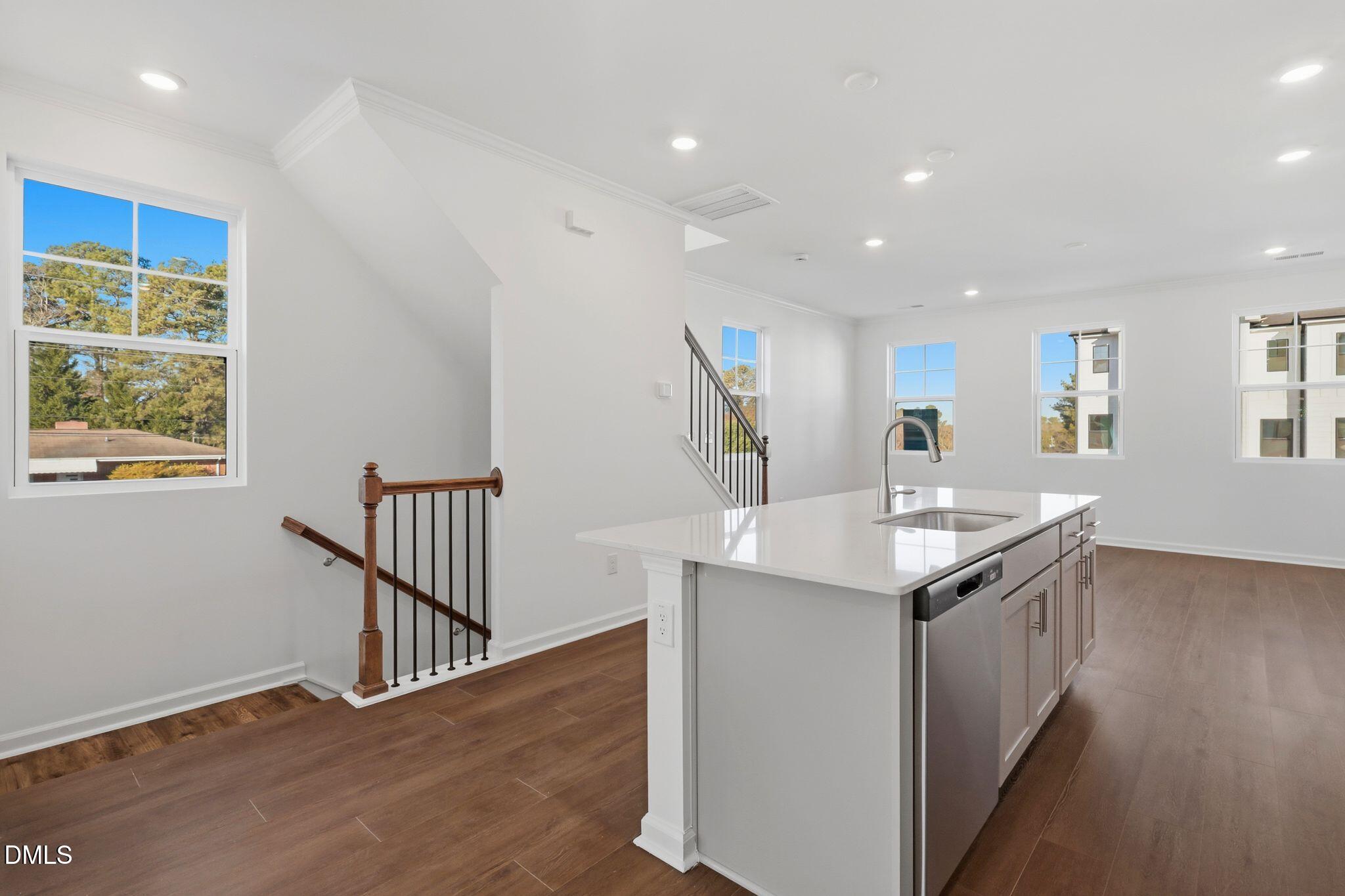 3600 Elm Grv Lane Raleigh, NC 27604 - Photo 13 of 33 SUN_ElmGrove_Pic_Wyatt_QMI_31_Kitchen_5o