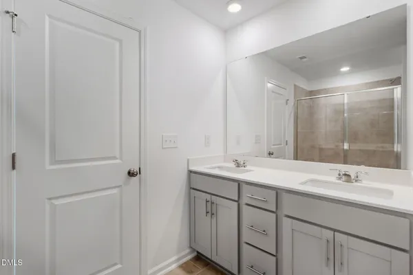 $329,990 | 3600 Elm Grv Lane, Raleigh, NC 27604