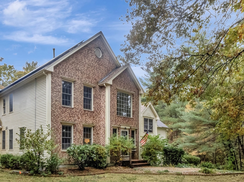 4 Stanley Road Norton, MA 02766 - Photo 1 of 39 Gallery Image 1