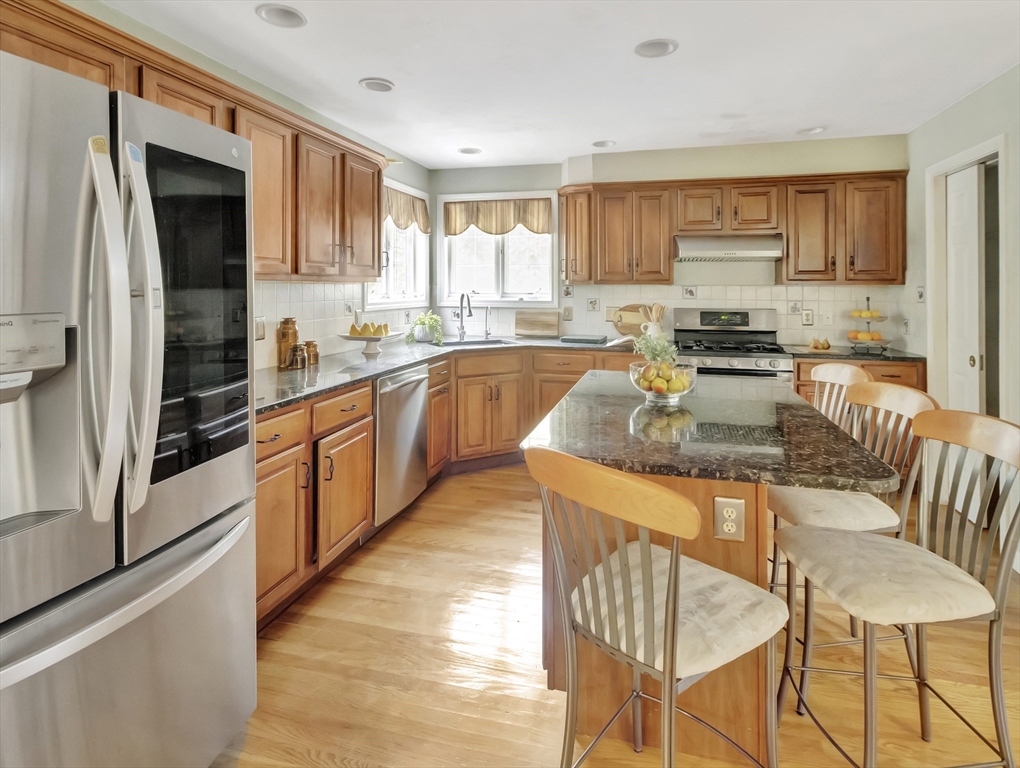 4 Stanley Road Norton, MA 02766 - Photo 11 of 39 Gallery Image 11