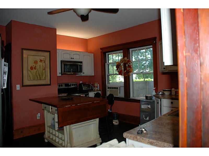 15 Marlow Road Warwick, RI 02889 - Photo 16 of 23 Kitchen.