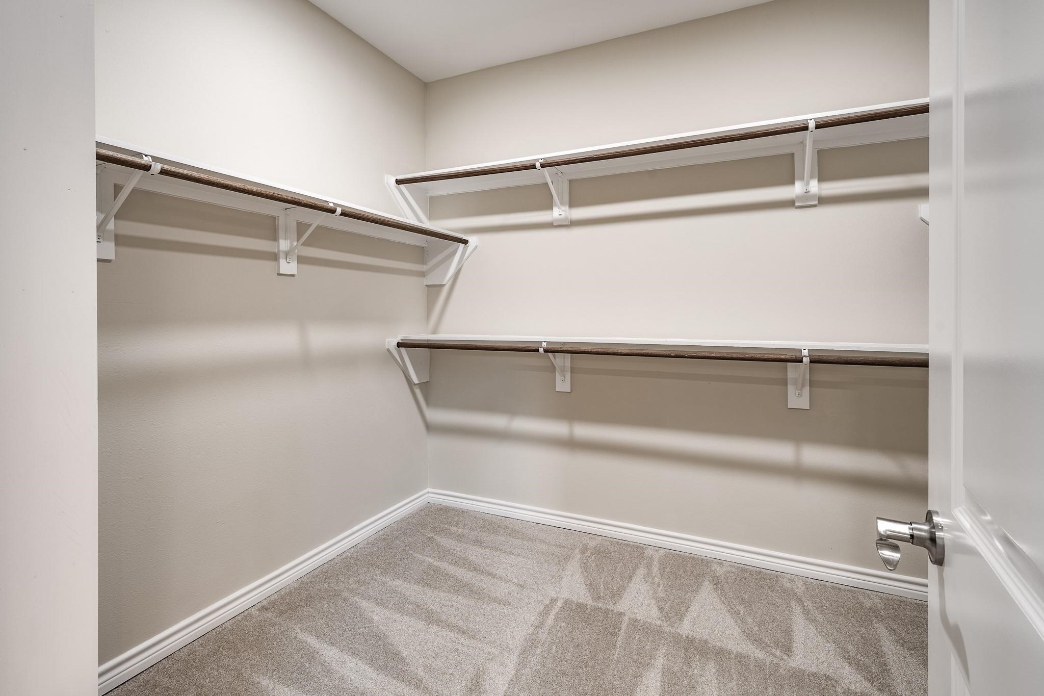 10610 Ellerston Road Cleveland, TX 77327 - Photo 14 of 26 a close view of closet