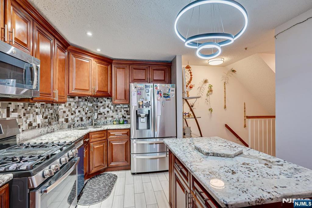 202 Prestwick Way, Unit 202 Edison, NJ 08820 - Photo 16 of 34